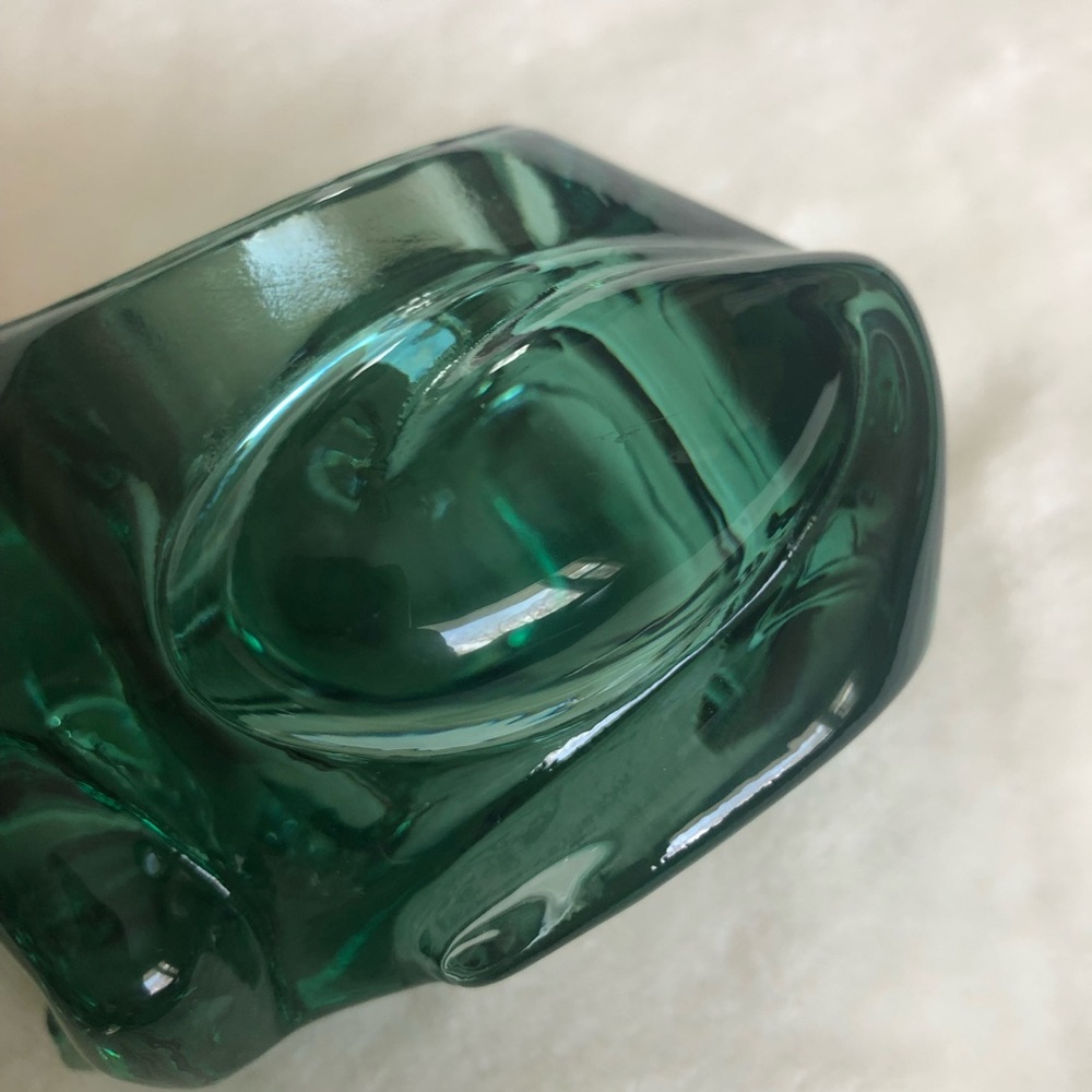 Vintage Indiana Glass “Spanish Green” Frog Votive Candle Holder — #07138 - Picture 8 of 9